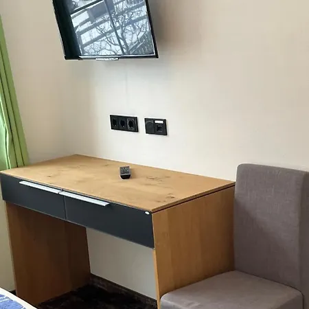 Julian Appartement *