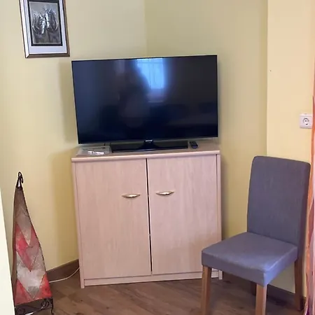 Julian 노이스티프트임스튀바이탈